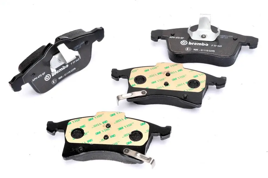 Klocki hamulcowe kpl. przód (z zamkiem) BREMBO – P 59 045