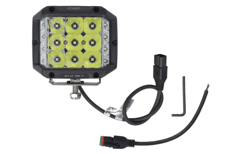 Światła dalekosiężne LED STRANDS – SLD809122