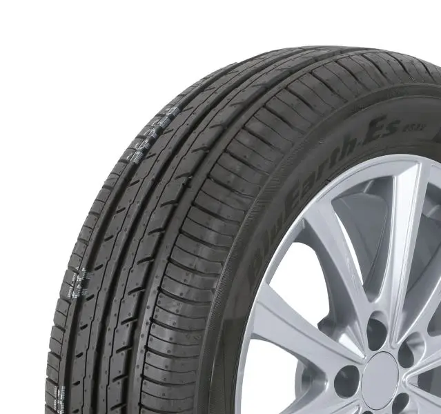 R2405, BluEarth-ES ES32, YOKOHAMA – 145/65R15 LOYO 72H ES32