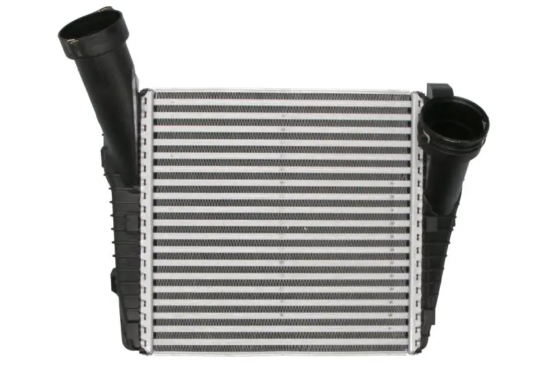 Chłodnica powietrza dolotowego MAHLE – CI 141 000P
