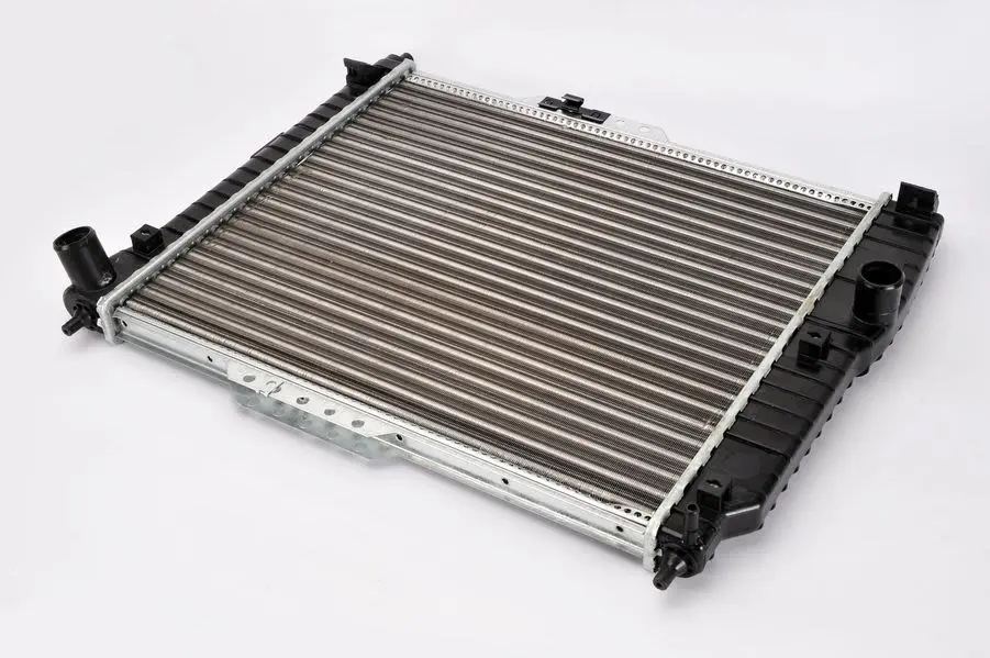 Chłodnica silnika (manualna) THERMOTEC – D70010TT