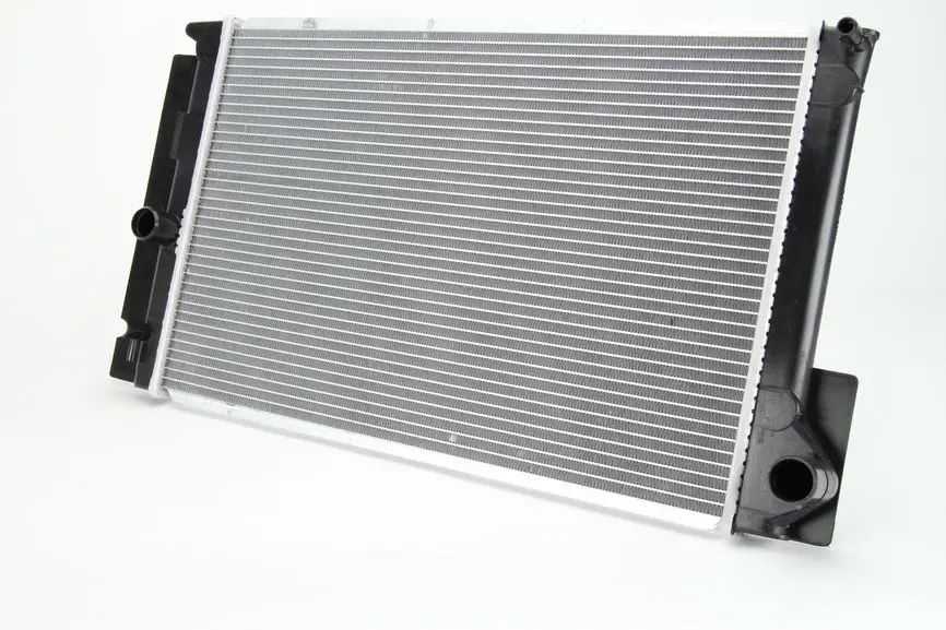 Chłodnica silnika (automatyczna/manualna) THERMOTEC – D72030TT