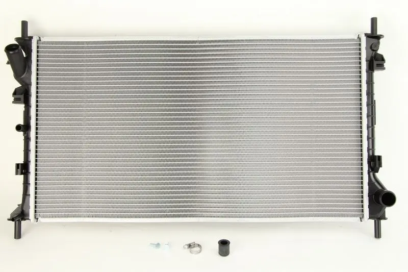 Chłodnica silnika (z elementami montażowymi First Fit) NISSENS – NIS 62015A