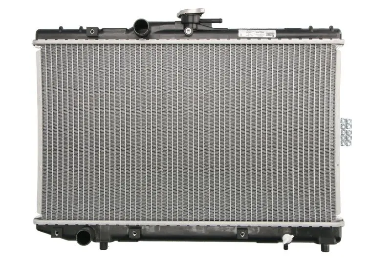 Chłodnica silnika (z elementami montażowymi First Fit) NISSENS – NIS 64773
