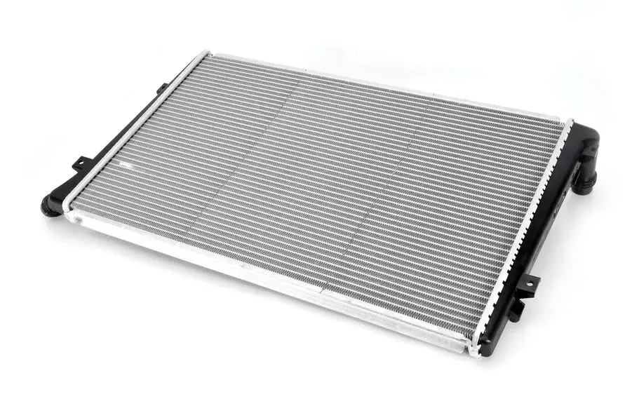 Chłodnica silnika (automatyczna/manualna) NISSENS – NIS 65292
